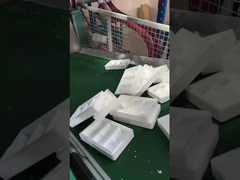 Mesin cetakan EPS memproduksi kotak isolasi EPS